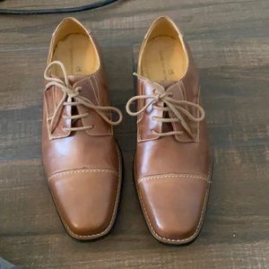 Sandro Moscoloni cap toe derby